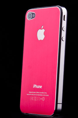 Kovový panel - Deep red a nový design pro iPhone